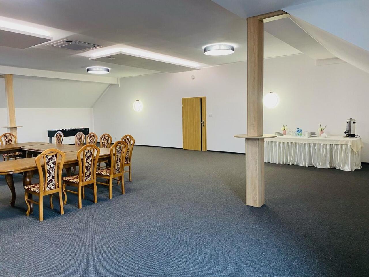 Sala Bankietowa I Pokoje Goscinne Sokolka Exterior foto